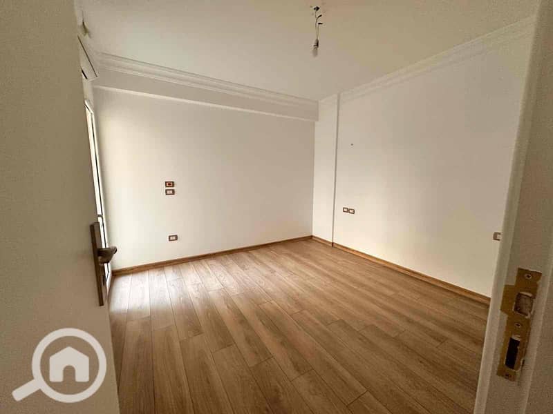 7 d02f996c-f670-439c-a1f7-cc5ec694c1b3. jpg