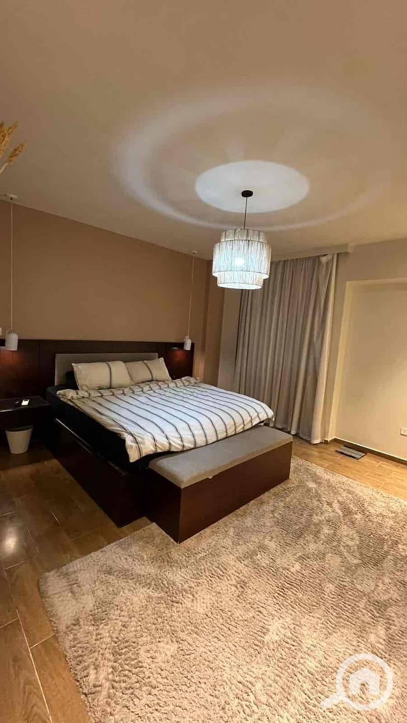 6 cd6cddb9-986c-43d9-a3fe-8de99b9e985f. jpg