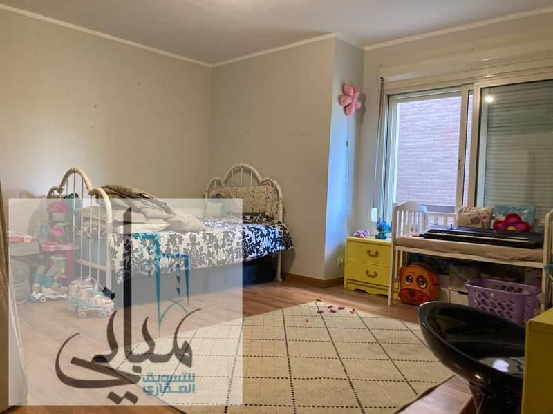 4 5c0e5f40-3ada-477d-bffc-aaf382cc1c2e. jpeg