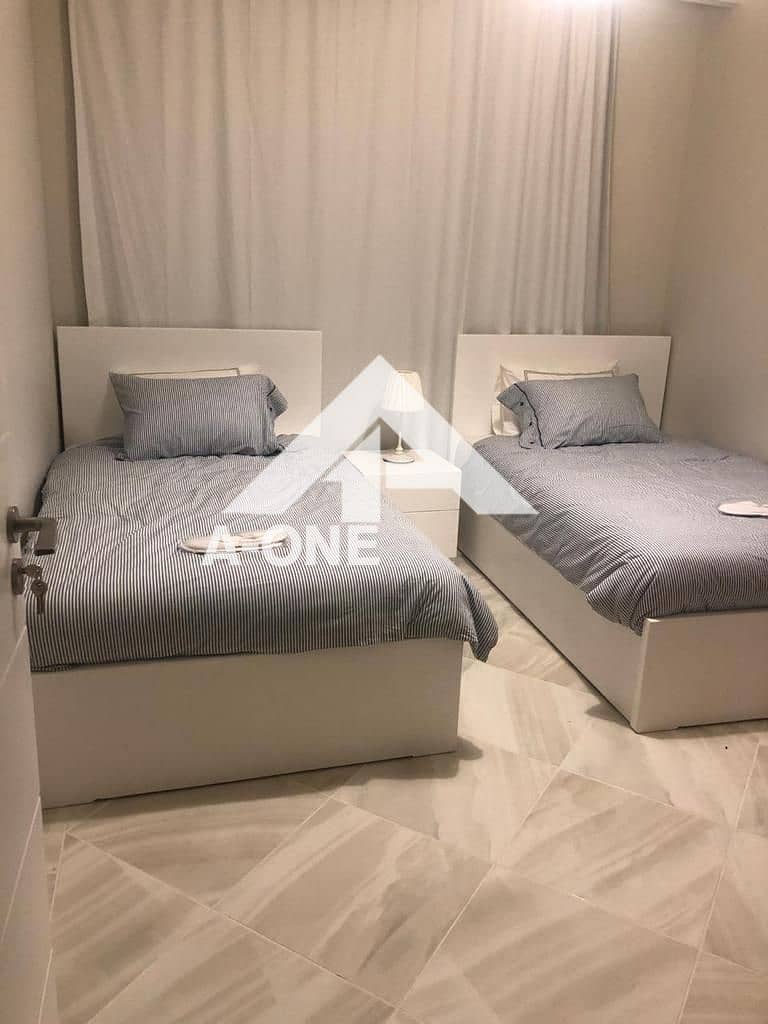 8 05367d15-e6f7-4fa6-ad9d-940eb21277ad. jpeg