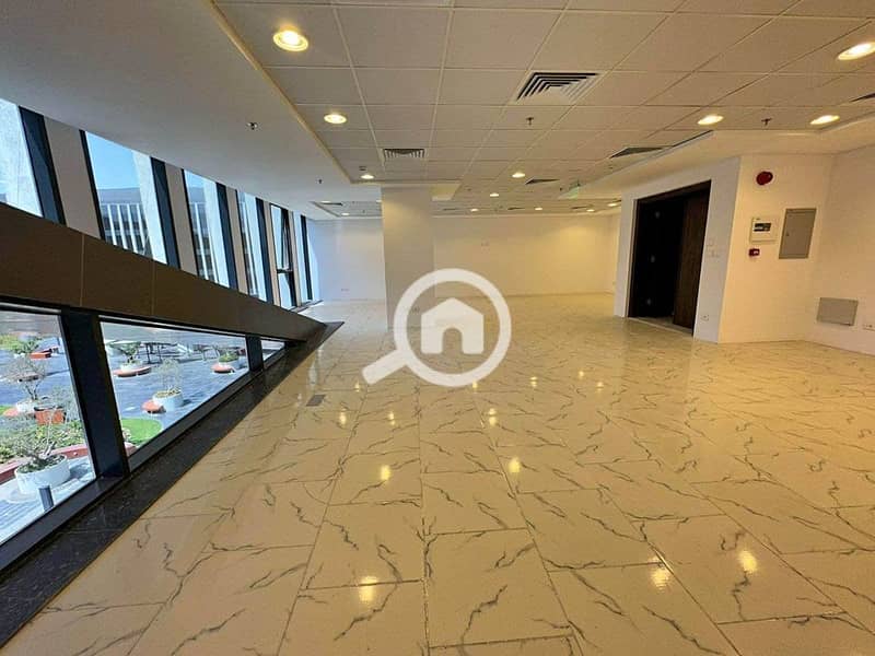 7 WhatsApp Image 2024-09-10 at 15.39. 41_8b025fe2. jpg