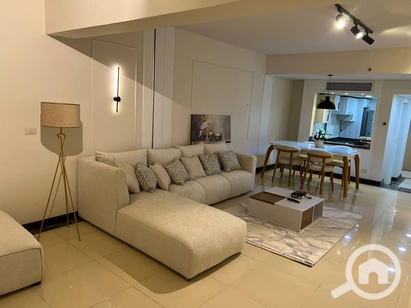 6 1f4b4da5-e6f2-48b5-87f9-539e99871ff5. jpg