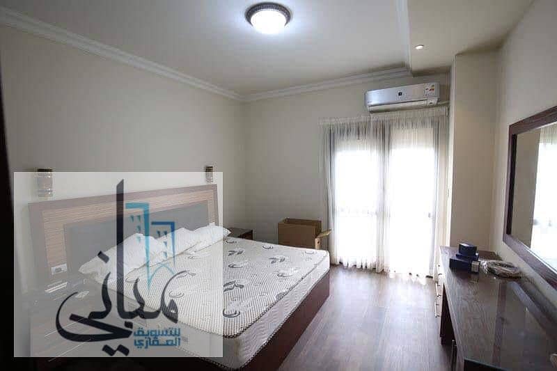 4 1eb9d02f-8029-4d52-ac25-e75cf3ad063a. jpeg