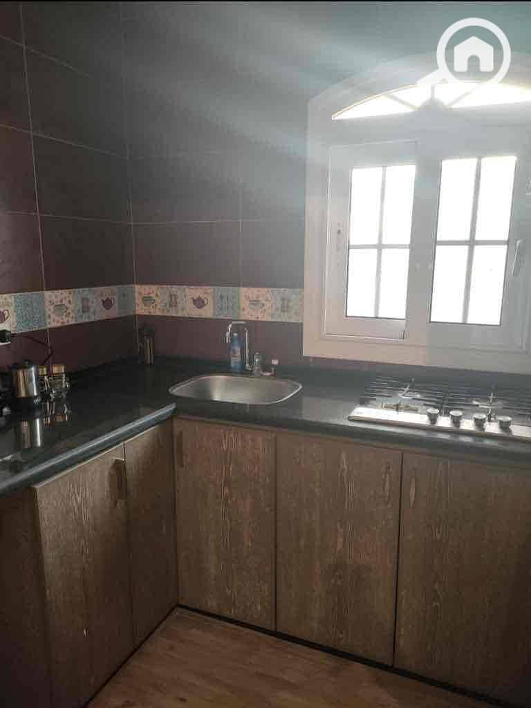 7 ae902781-7328-48e8-a9d9-bdc458adff80. jpg