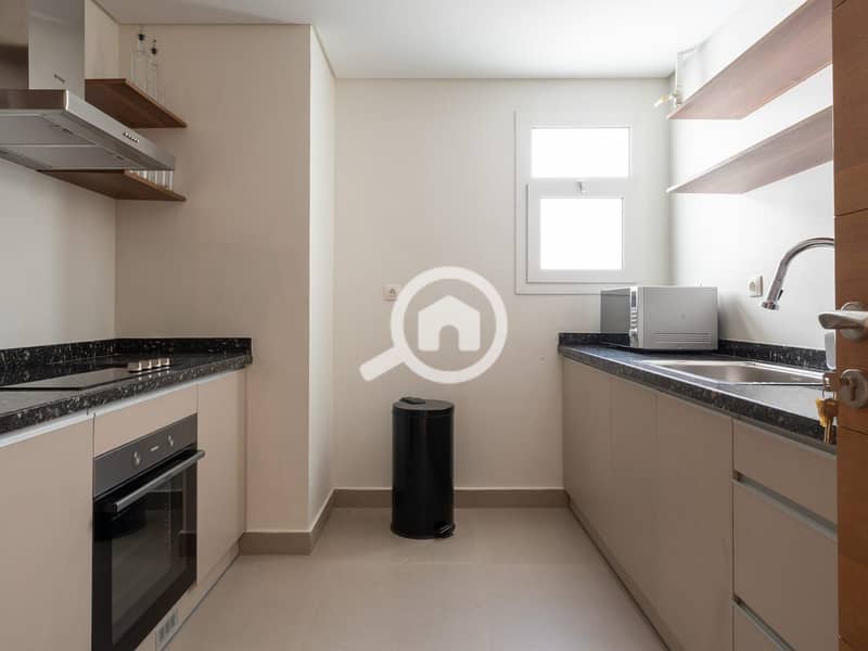 10 1a0890c1-e296-45de-98d6-e21be3f6d686. jpg