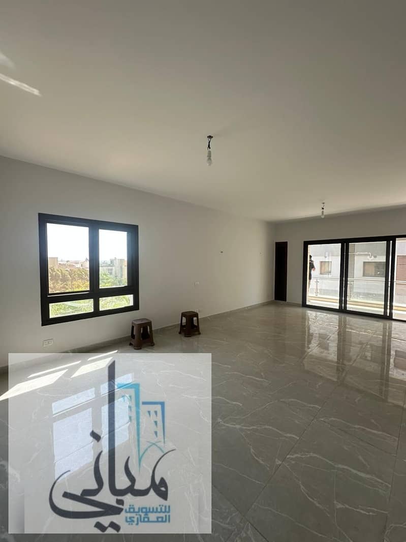 3 92d01520-3760-483a-b656-317a389ed476. jpeg