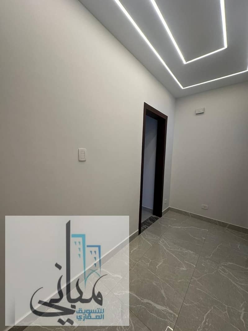 8 c6f8f776-1a6c-431b-bd4c-7ca4ed7814bb. jpeg