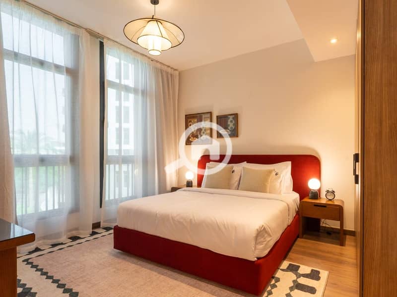 4 f3b265d6-05ca-4d2b-b17b-ac493f1f8855. jpg