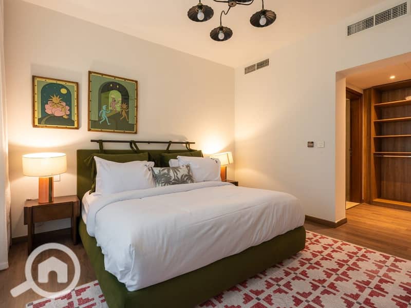 7 9e274297-01df-4aea-a7d0-ad8080813184. jpg