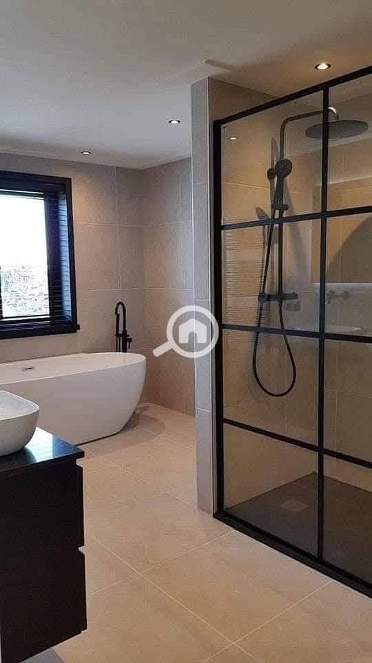 3 115a66ec-be8e-46d8-ad2d-55f519f2218c. jpg