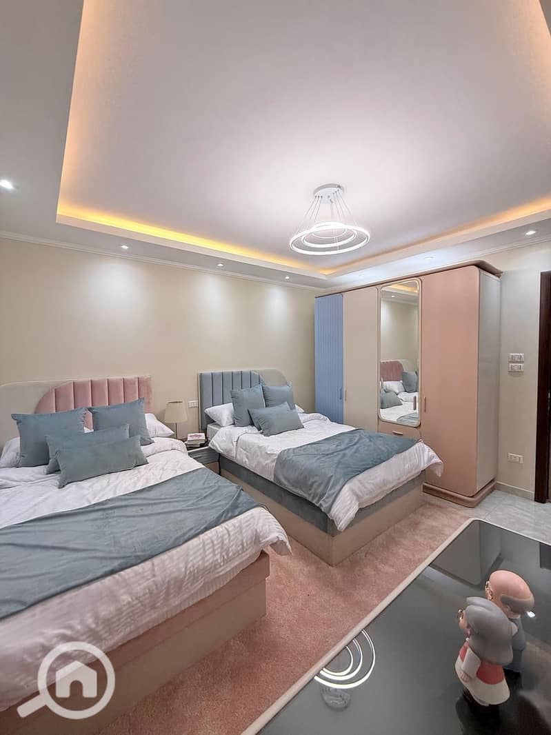 4 90a00eb5-aace-4e14-9229-93f05c55dfff. jpeg