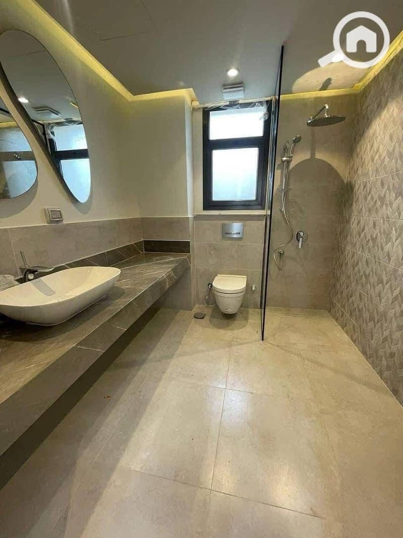 4 497730039_122129169368665975_84276569127210573_n. jpg