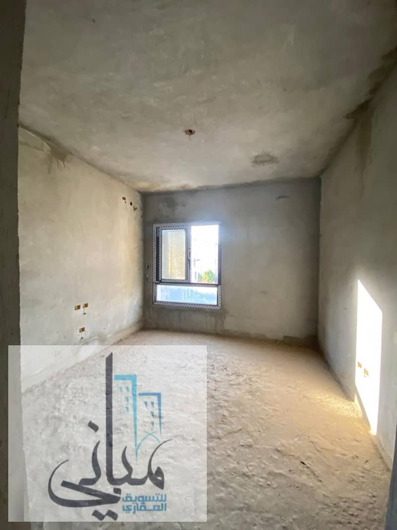 6 b8e984b0-bdd9-4ace-b54d-5844bf23bc37. jpeg