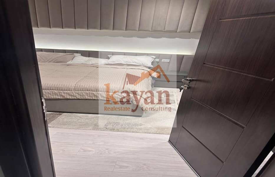 19 eef28218-0296-4783-b193-858f14d12074. jpg