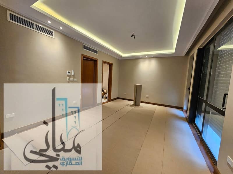 2 2b78cd6d-8295-48d4-945c-0deef16e7328. jpeg