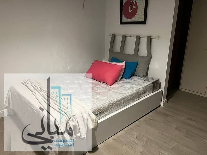 6 f089455b-ea01-458d-8100-2e07a42abd0a. jpeg