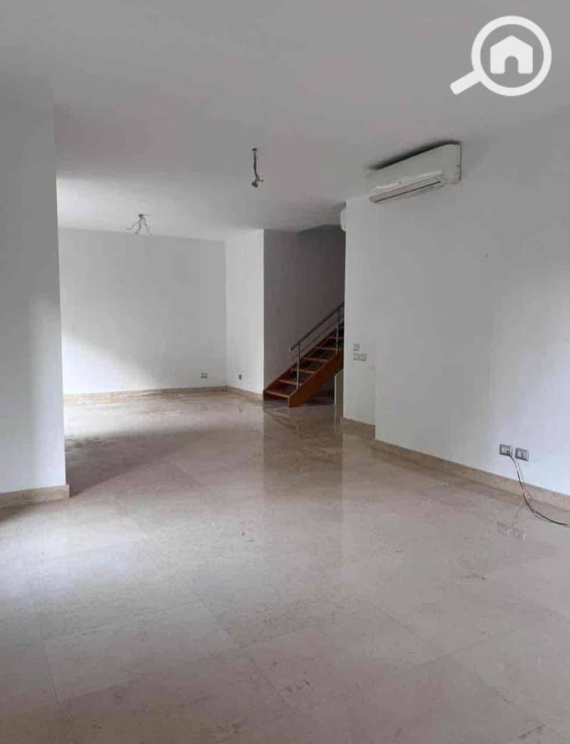 2 2c9c8a53-110b-4968-97f5-3eb04ab6d45a. jpg