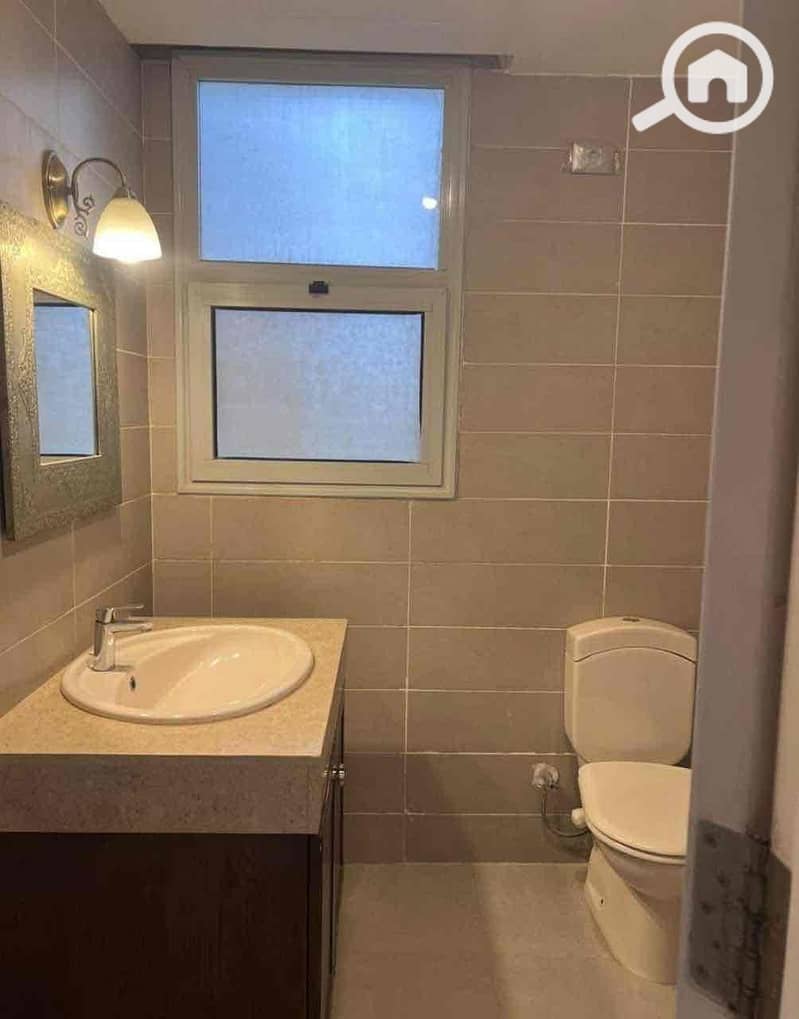 7 bdfc4b5b-c647-48a5-b544-f89ed320e19d. jpg