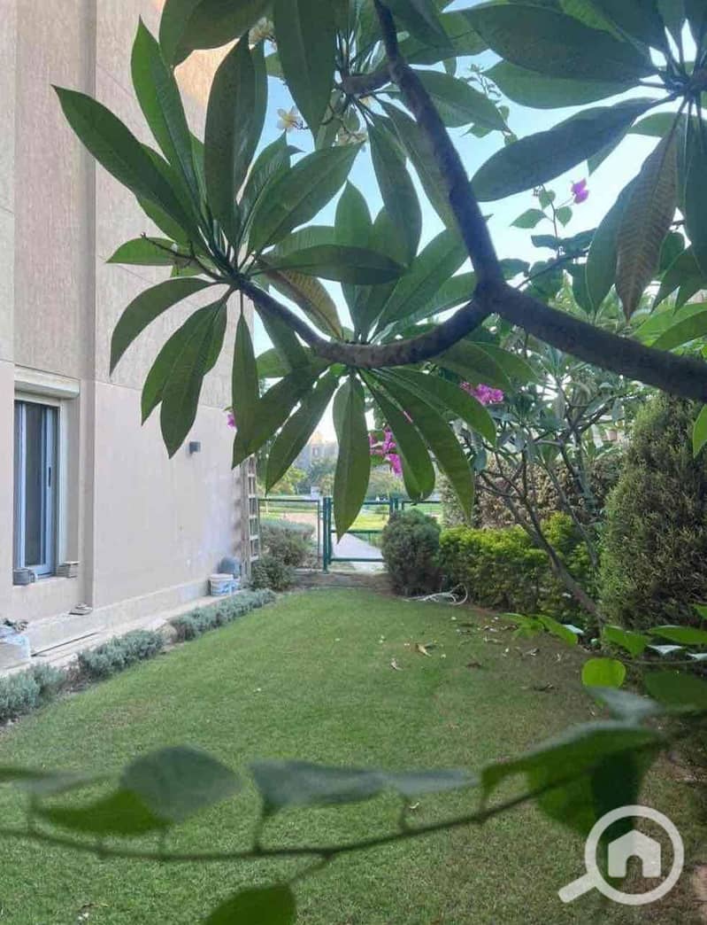 10 a44b59d9-4303-4b72-a380-613e66f161d3. jpg