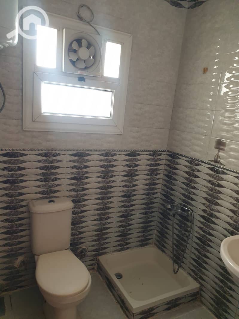 6 WhatsApp Image 2025-10-29 at 11.36. 04. jpeg