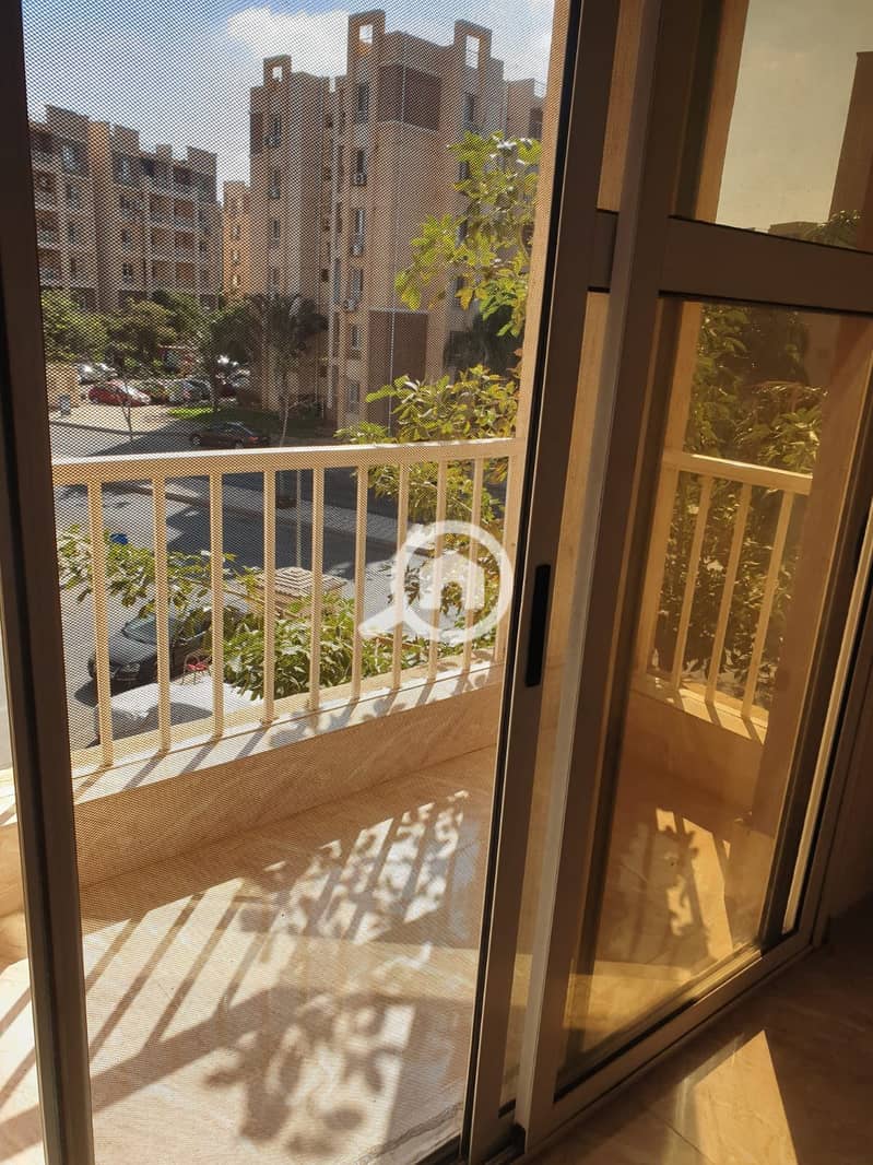 3 WhatsApp Image 2025-10-29 at 11.36. 05. jpeg