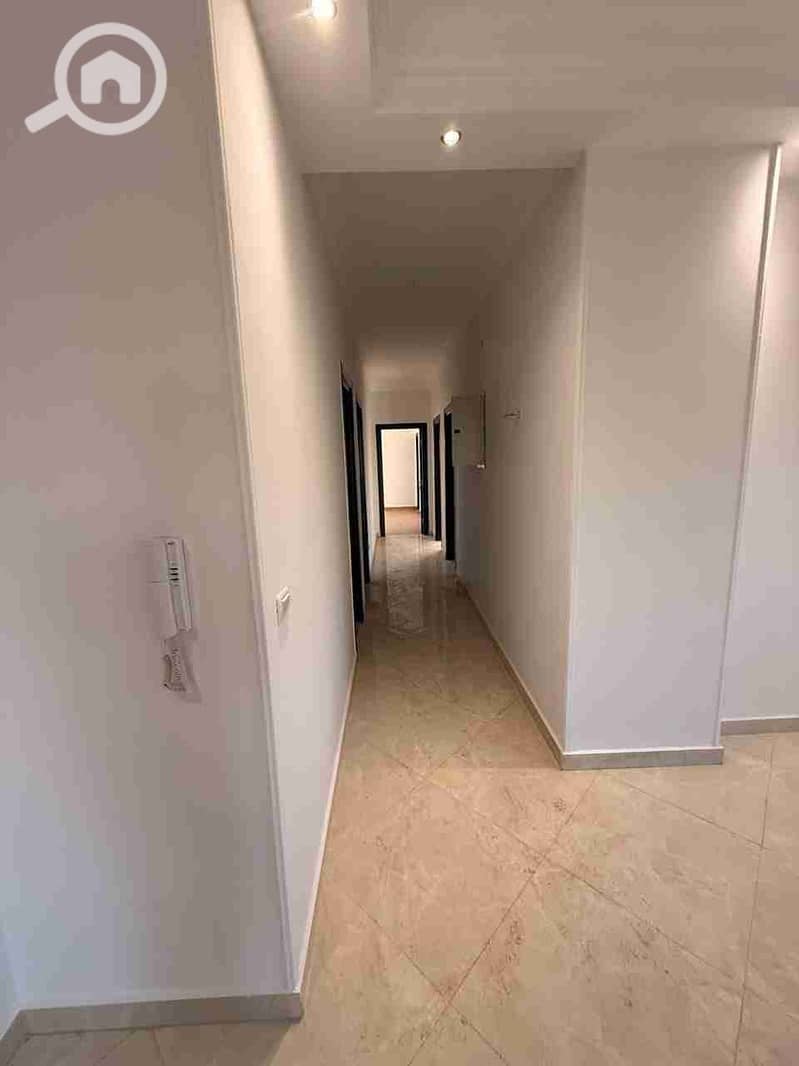 1000175771. jpg 1000175771. jpg