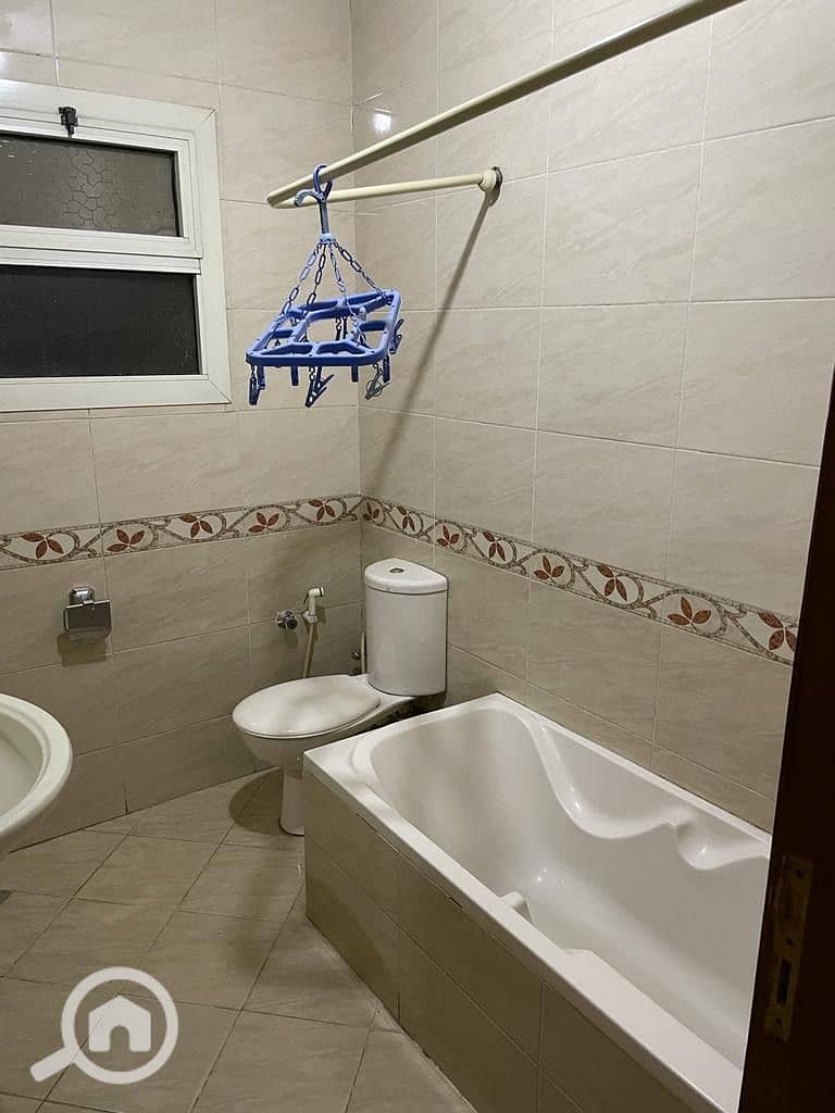 3 383c68bd-fb4a-4b58-a092-6e1c39915ccf. jpeg