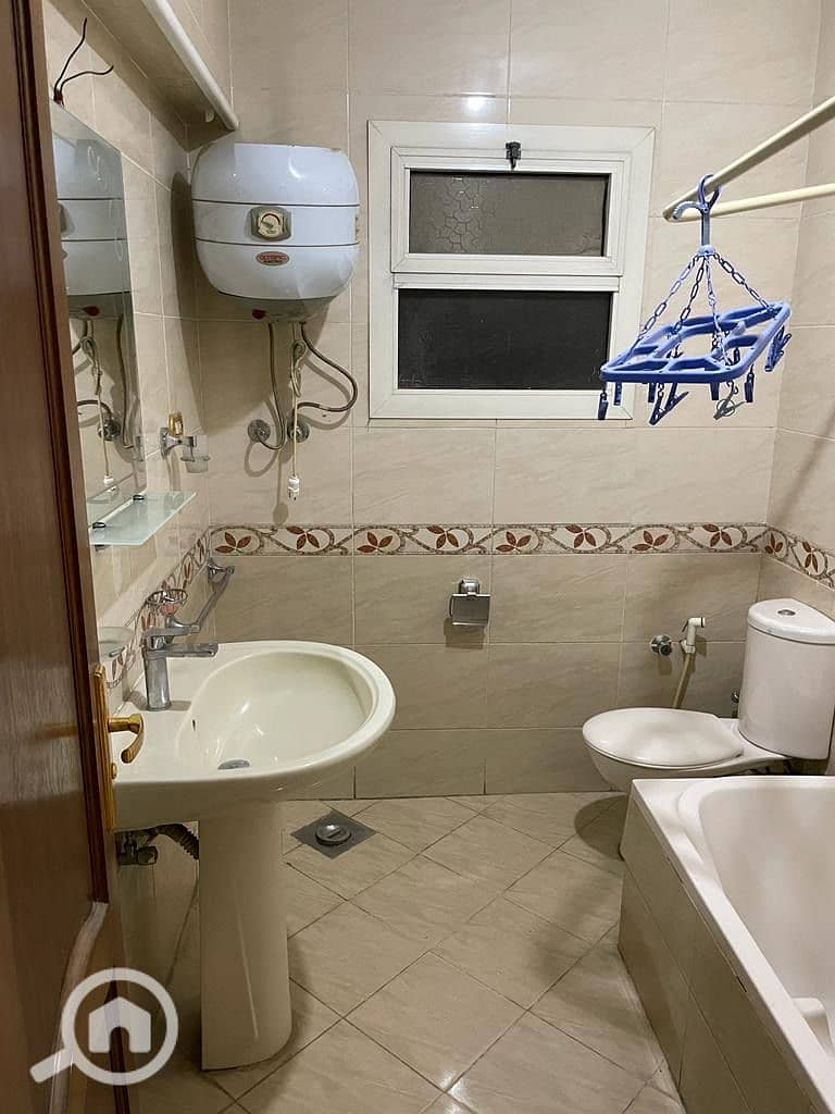 6 542e65a0-d125-4e44-b48c-4b20121106f5. jpeg