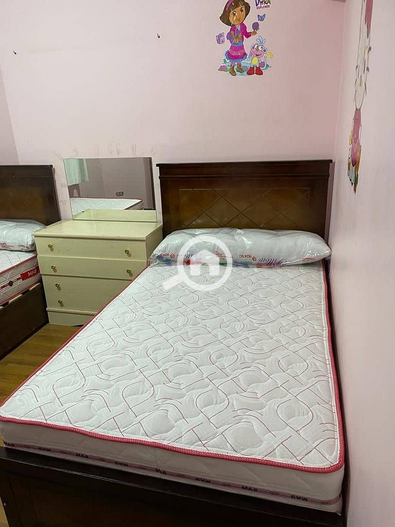 8 7ee8ce9b-6d49-4105-bde1-6a9ef09a8e5a. jpeg