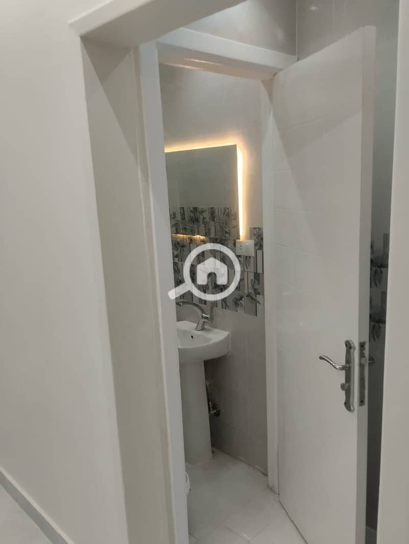 11 b941dc05-a859-411c-aff5-f970a6aa8d59. jpeg