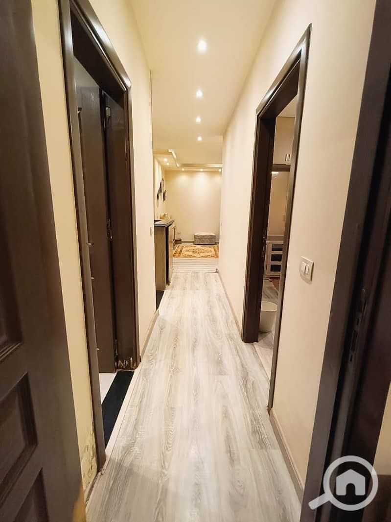 2 47e435f1-b03c-478a-8bb3-038e522f7045. jpeg