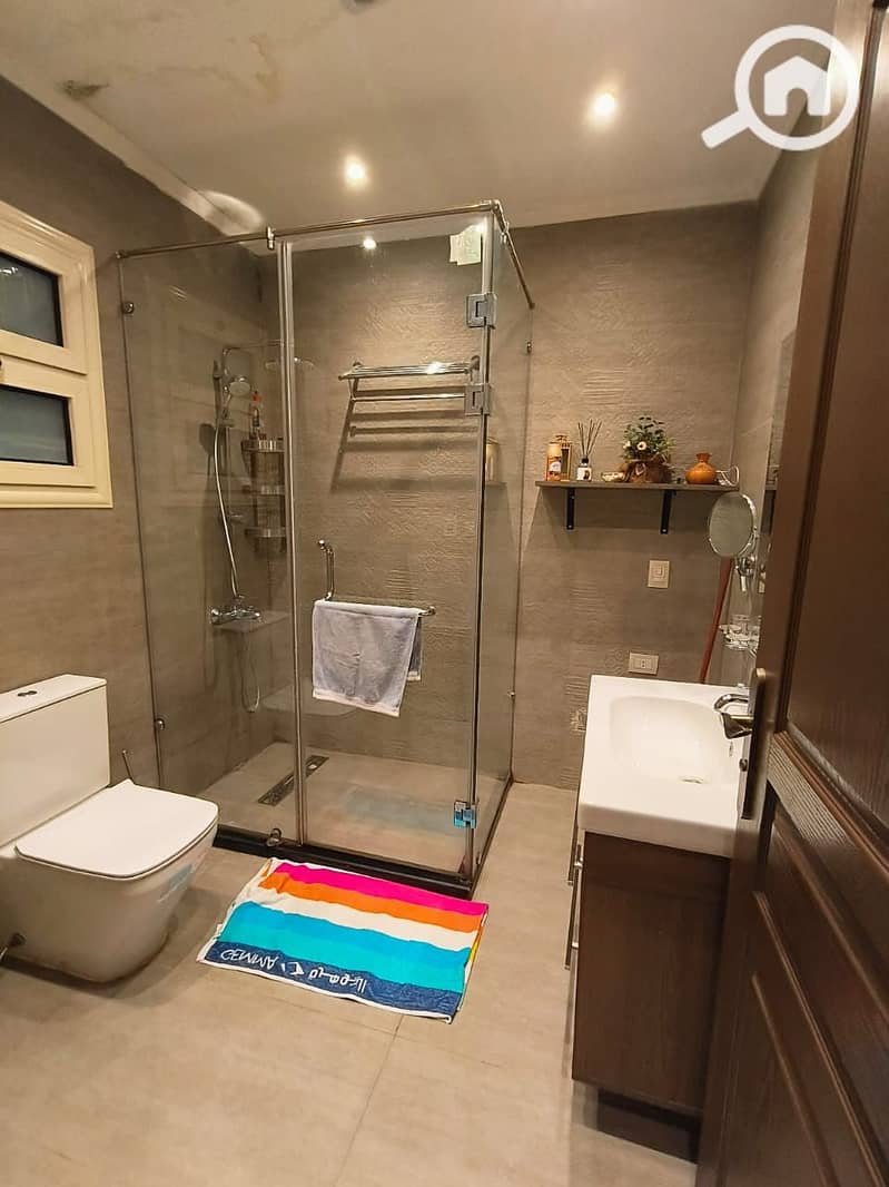 4 a3dd0114-74ed-4c1e-be80-c8ca263dbe49. jpeg