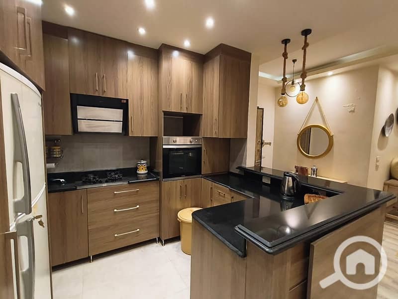 12 7612d1a0-9423-460b-975a-8a3ae946c9ed. jpeg