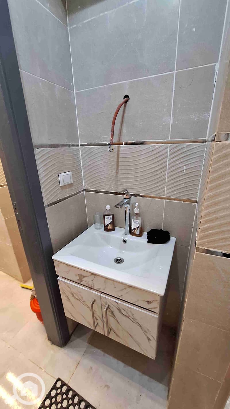 4 20250529_173418. jpg