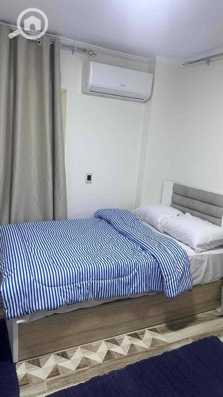 3 f65ad3fc-dacb-429c-ab0d-f91dcf6b4f5e. jpg