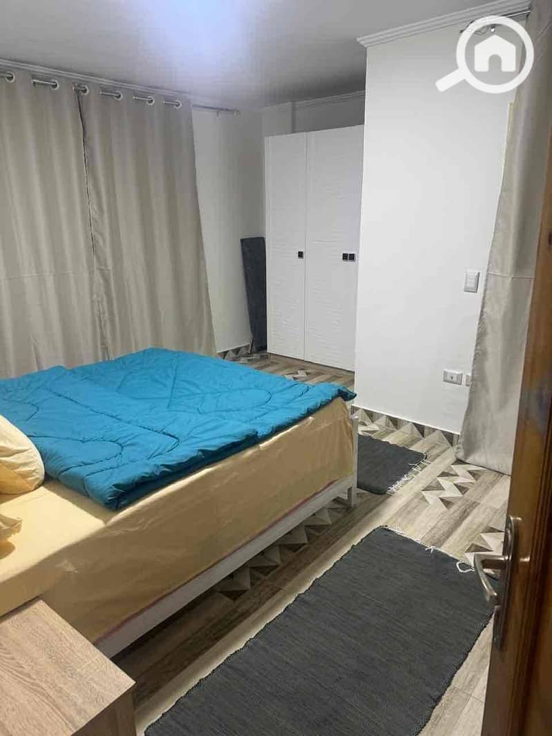 12 5e06e560-442f-41c0-a98a-c0d5820b109a. jpg