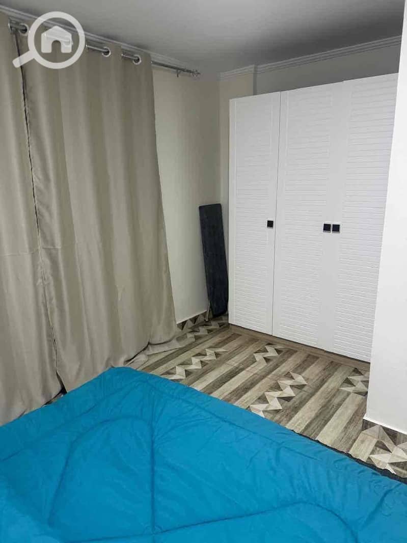 13 deb2706a-803a-482a-b7bf-83b0eedb86c0. jpg