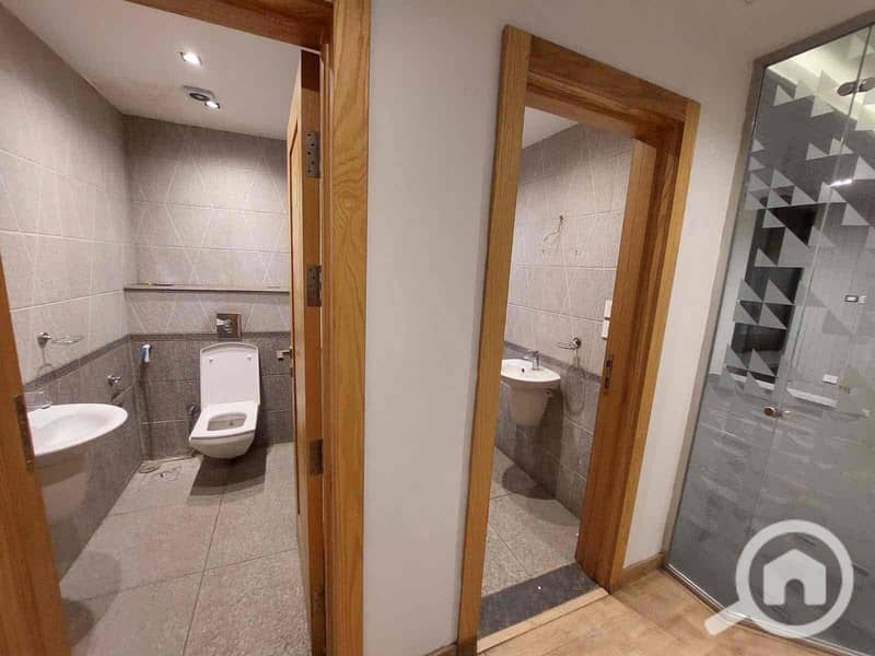 9 FB_IMG_1753906620578. jpg