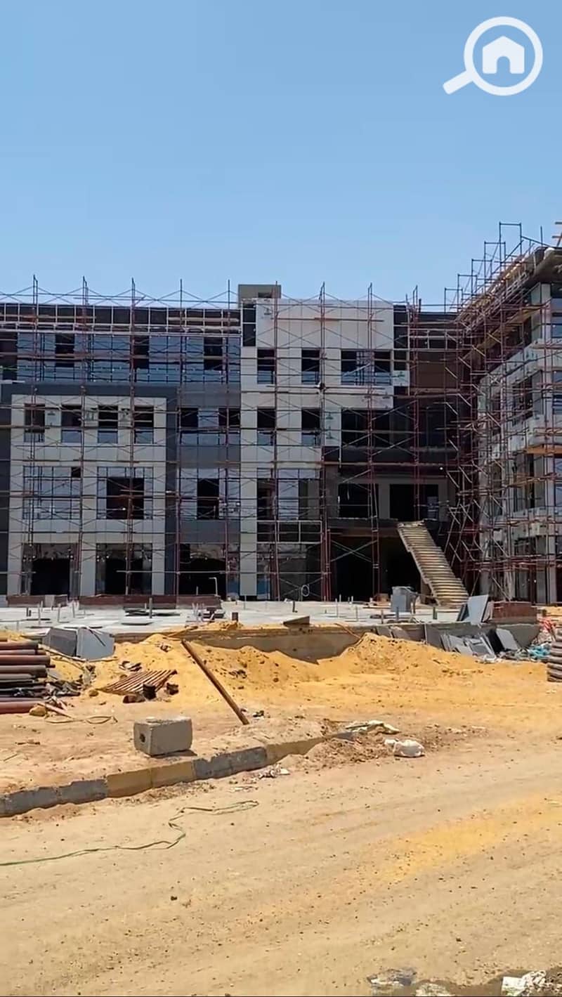 6 b31cd4cc-e29e-448f-84d1-f7b4bfd06535. jpg