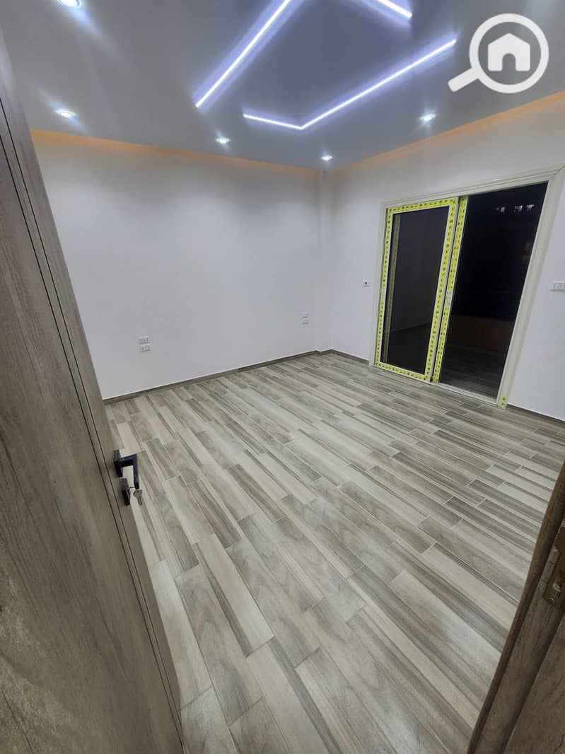 8 WhatsApp Image 2025-10-12 at 7.43. 18 PM (1). jpeg