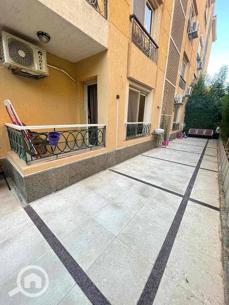 11 e8096287-fec1-485f-a93c-d8e8dd3c92af. jpg