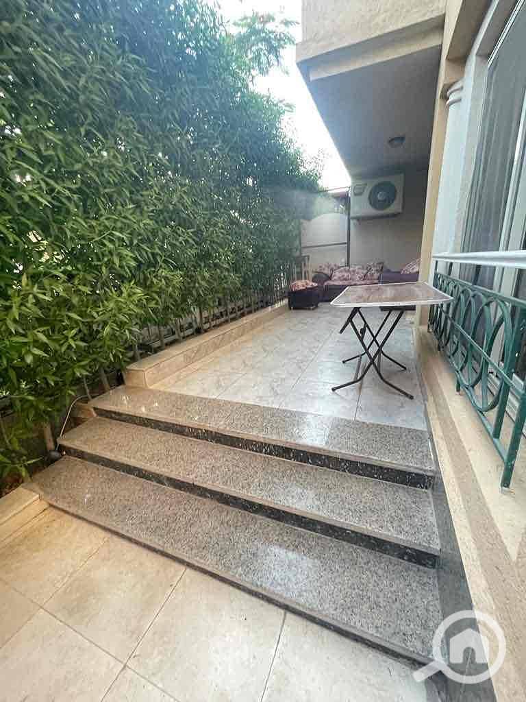 12 c44d8e54-9e8f-4940-971c-13663ea70818. jpg