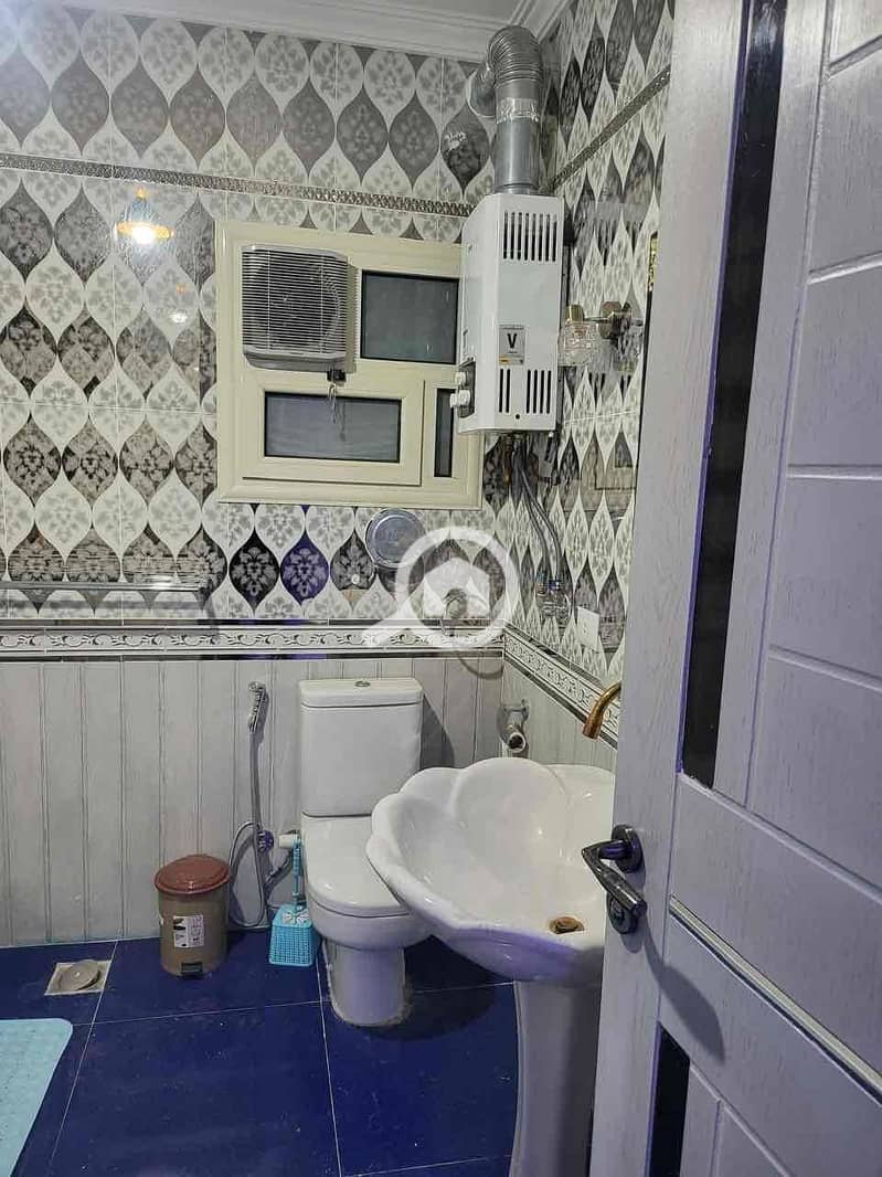 11 e8b28bbd-1332-42e7-9b7e-4efc69e41ef6. jpg