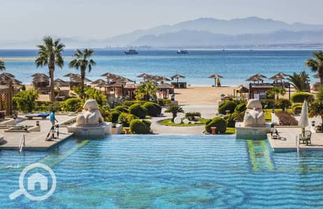 2 Bedroom Flat for Sale in Soma Bay, Red Sea - Soma-Bay-Beach-plaza-shutterstock. com-Kiev. Victor-1024x663. jpg