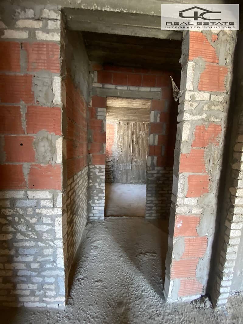 12 WhatsApp Image 2024-12-16 at 3.41. 58 PM. jpeg