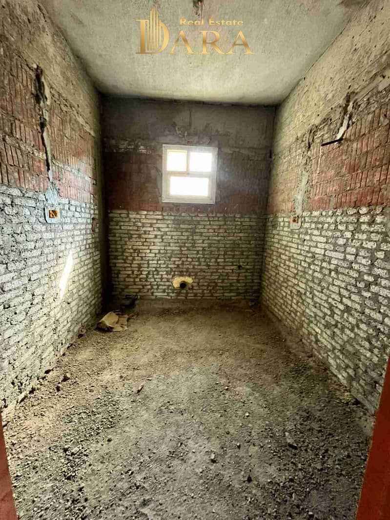 8 FB_IMG_1761900731375. jpg