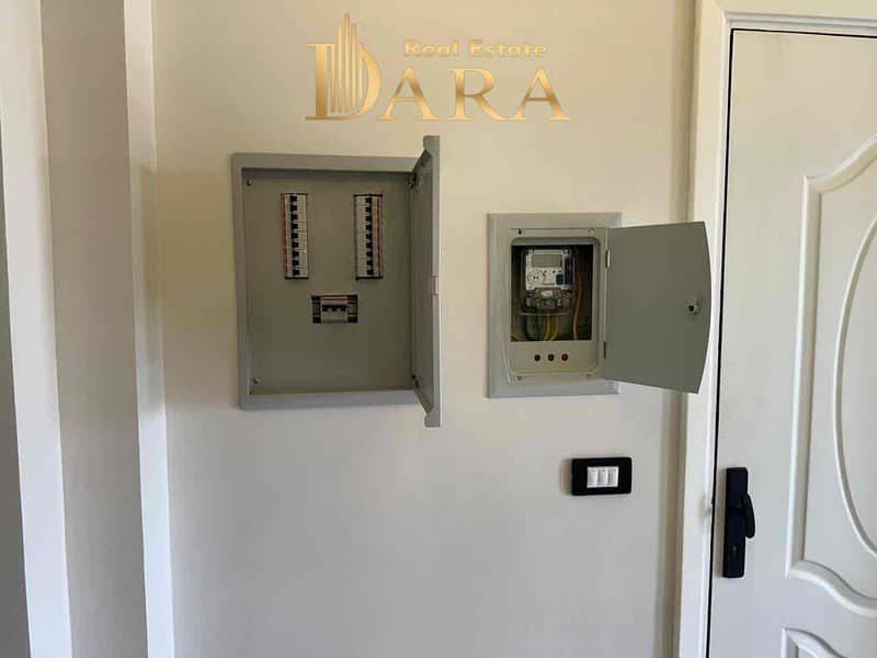 6 5907806b-26f8-4960-adf7-8a5fc39d0e6a. jpg