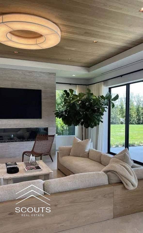 10 481101665_122195874770182441_4519428753496610527_n. jpg