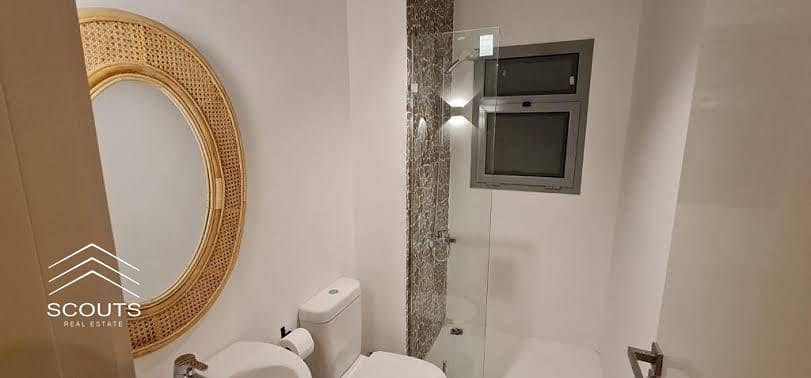 16 IMG-20250918-WA0087 - Copy. jpg