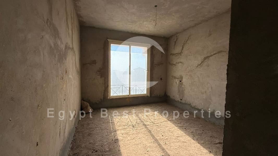 9 b448884c-fe64-408b-9ef6-48689a7533c3. jpeg